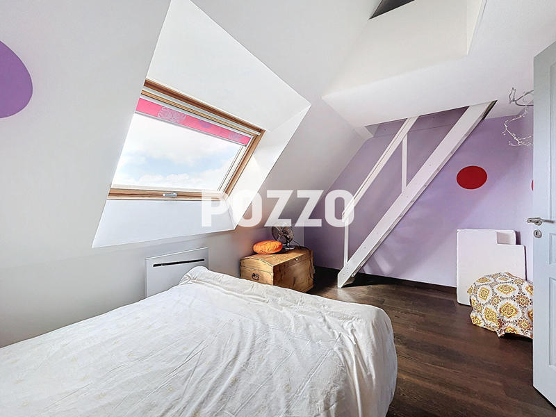 Maison - 292 m² - 10 pièces