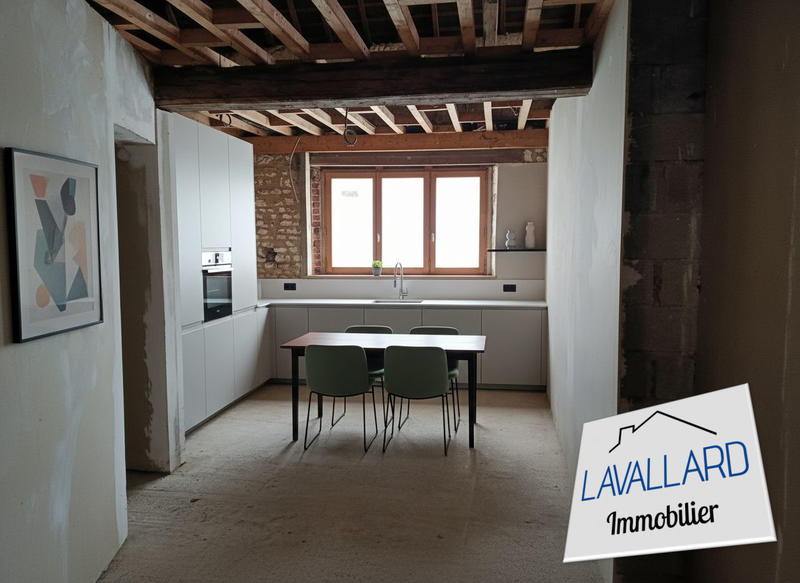 Maison - 95 m² - 1 pièce