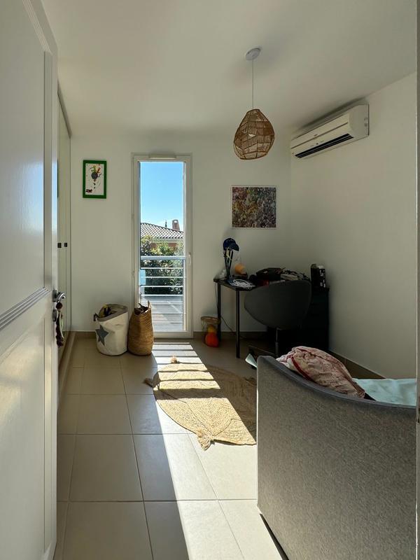 Villa - 206 m² - 5 pièces