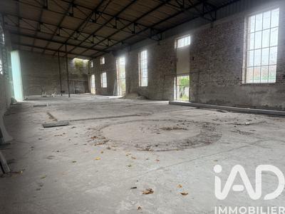 Maison - 430 m² - 1 pièce