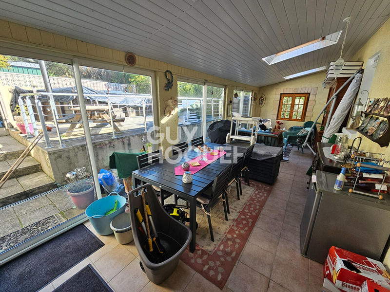 Maison - 169 m² - 6 pièces