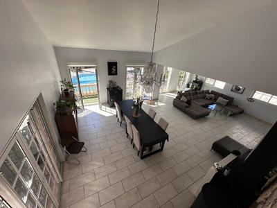 Maison - 280 m² - 7 pièces