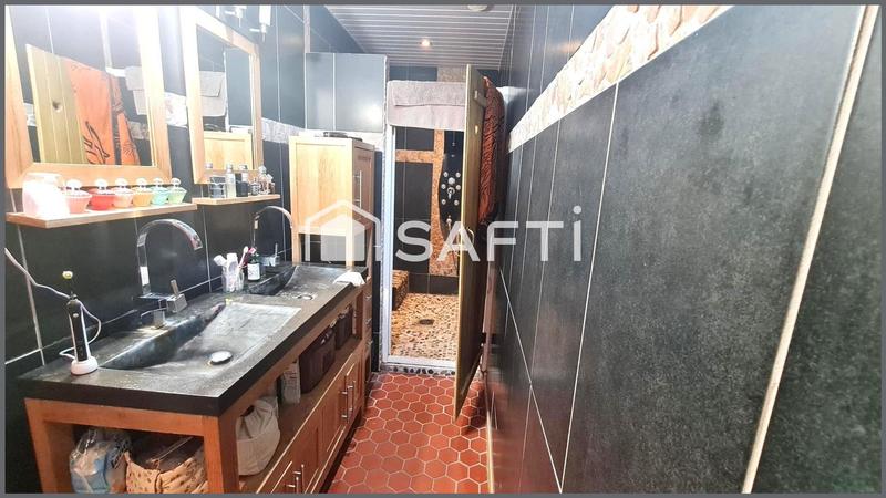 Maison - 145 m² - 6 pièces