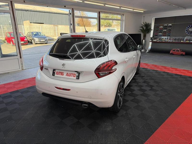 Peugeot 208 1.6 BlueHDI 120cv Gt Line