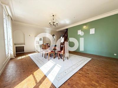 Duplex - 266 m² - 11 pièces