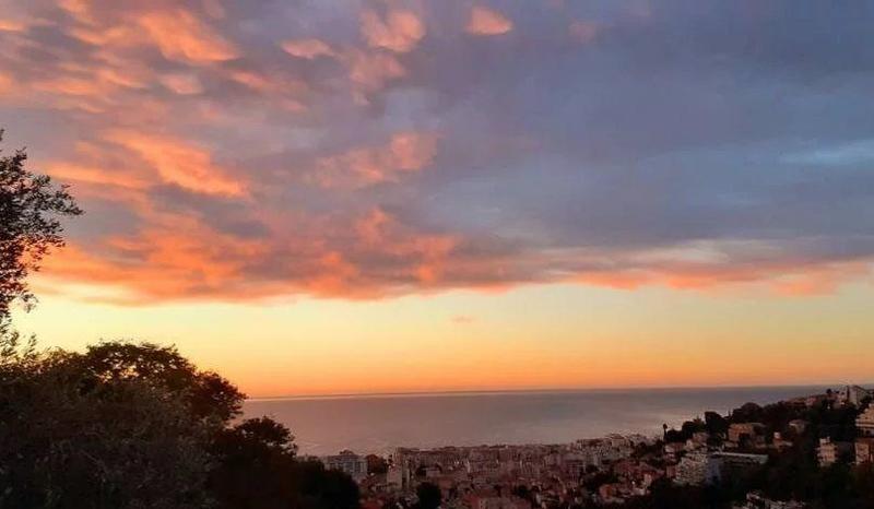 Maison - 251 m² - 10 pièces