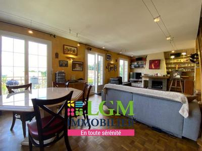 Maison - 182 m² - 6 pièces