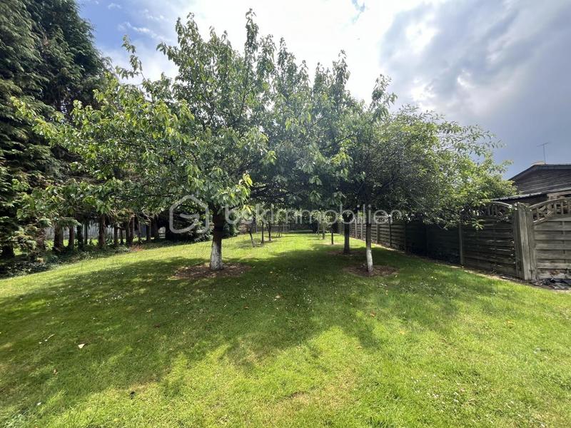 Pavillon - 220 m² - 9 pièces