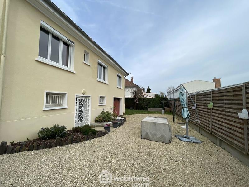 Maison - 120 m² - 5 pièces