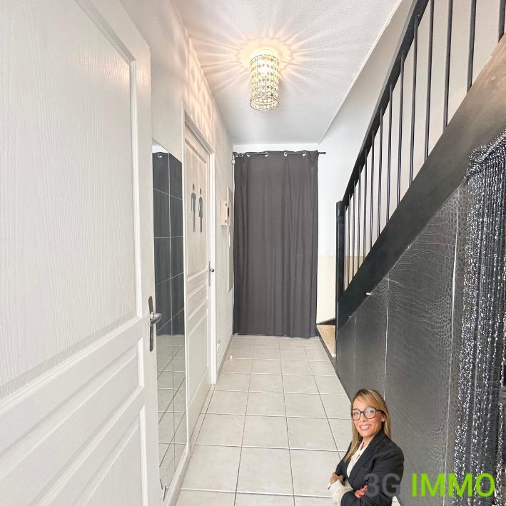 Maison - 88 m² - 4 pièces