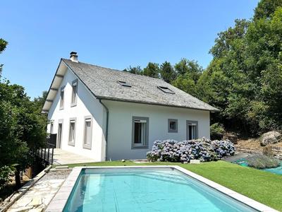 Maison - 188 m² - 7 pièces