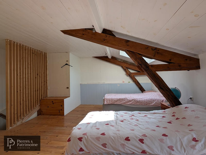 Maison - 290 m² - 10 pièces