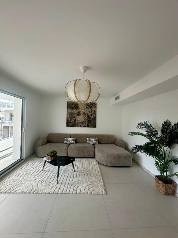 Appartement - 150 m² - 5 pièces