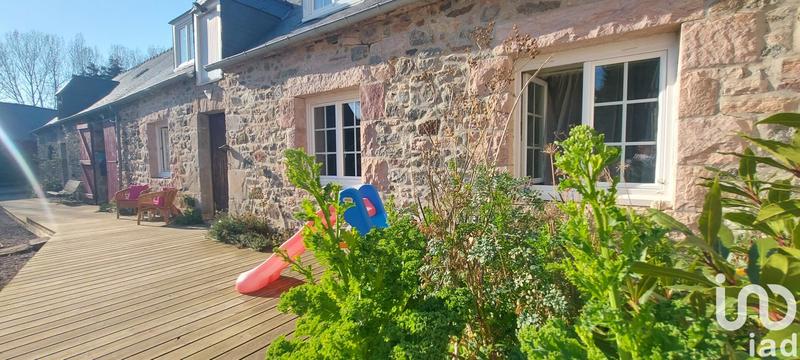 Maison - 230 m² - 9 pièces