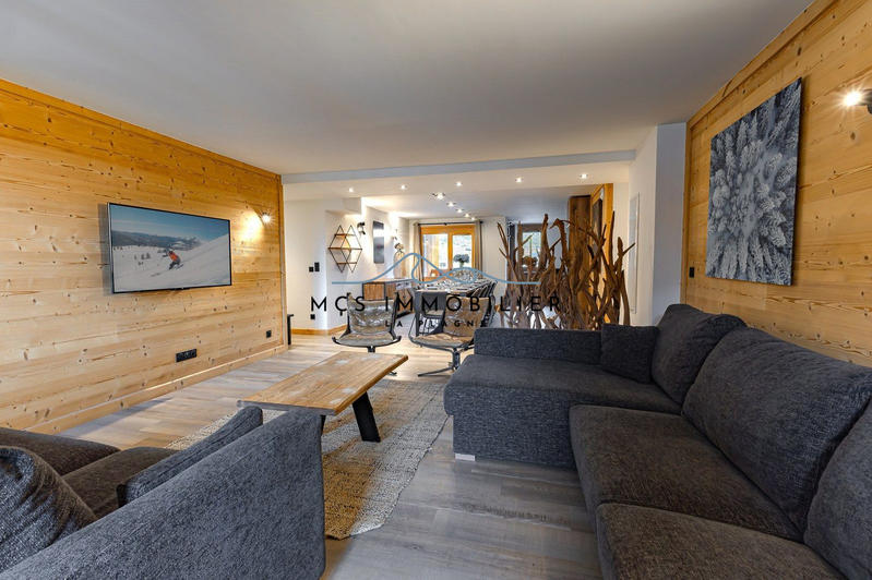 Appartement - 150 m² - 6 pièces