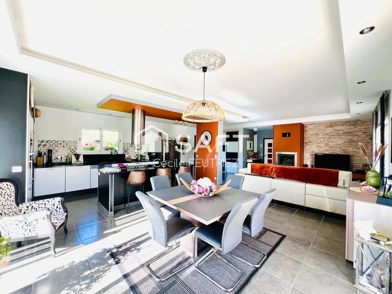 Maison - 140 m² - 5 pièces