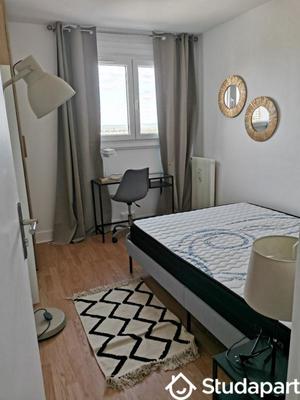 Chambre - 12 m² - 1 pièce