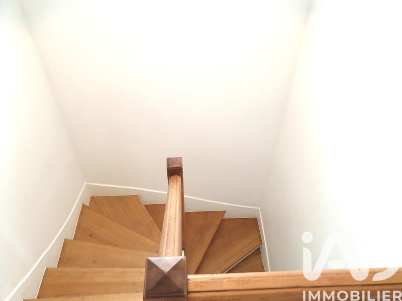 Maison - 143 m² - 8 pièces