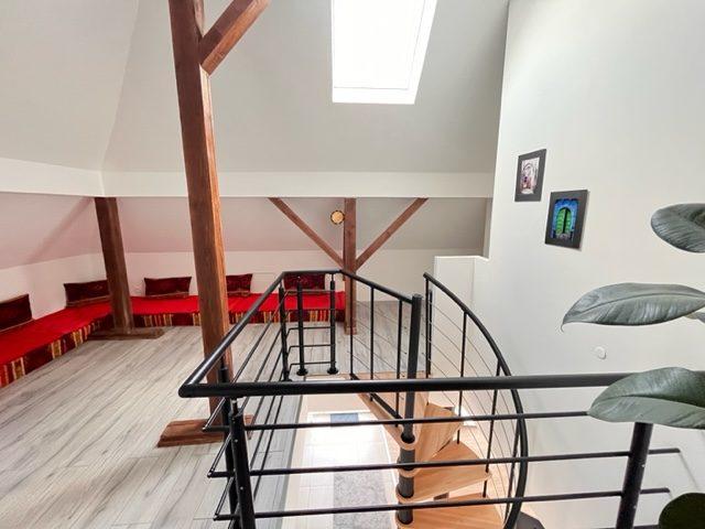 Maison - 171 m² - 8 pièces