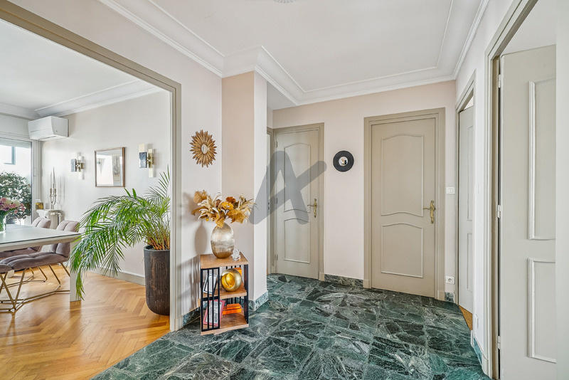 Appartement - 89 m² - 3 pièces