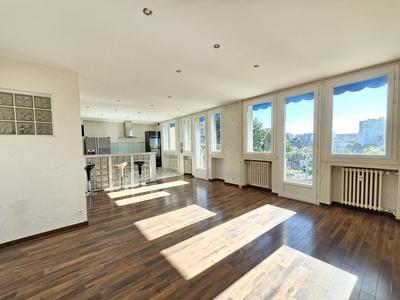 Appartement - 86 m² - 3 pièces