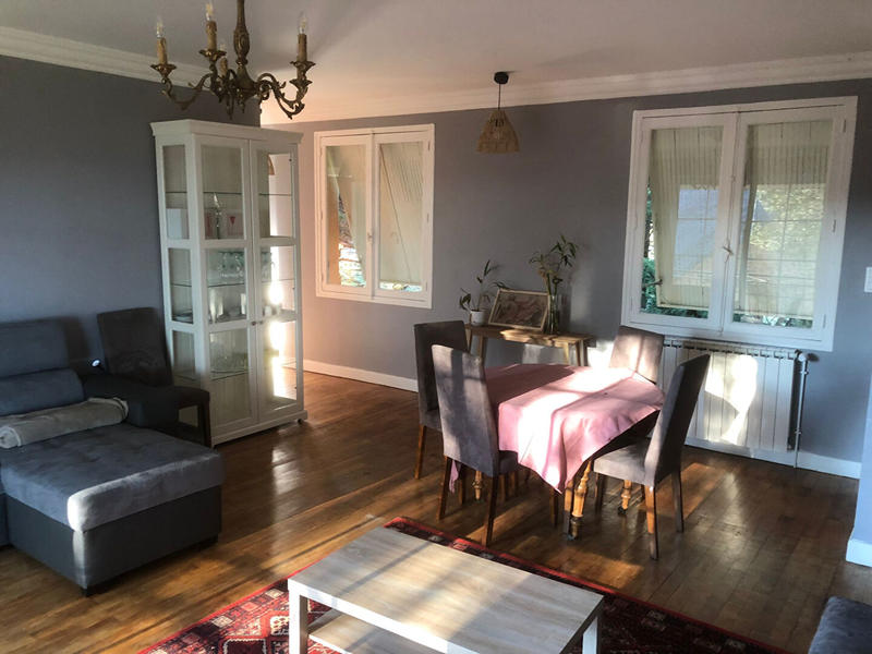 Maison - 291 m² - 12 pièces