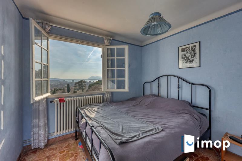 Villa - 201 m² - 11 pièces