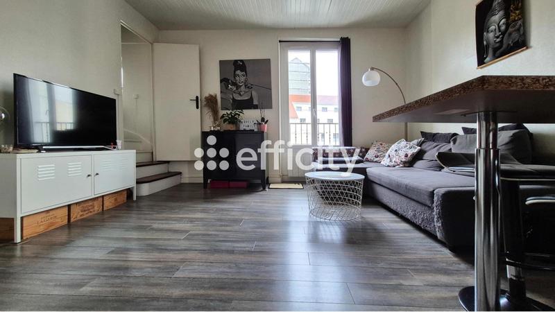Appartement - 85 m² - 5 pièces
