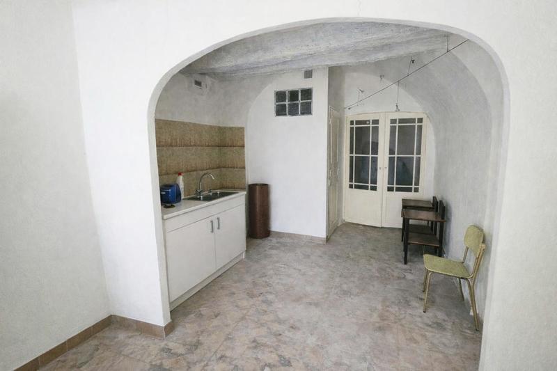 Propriété - 220 m² - 9 pièces