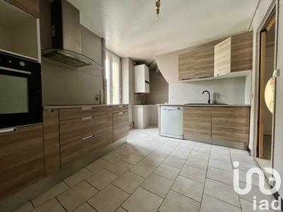 Appartement - 96 m² - 4 pièces