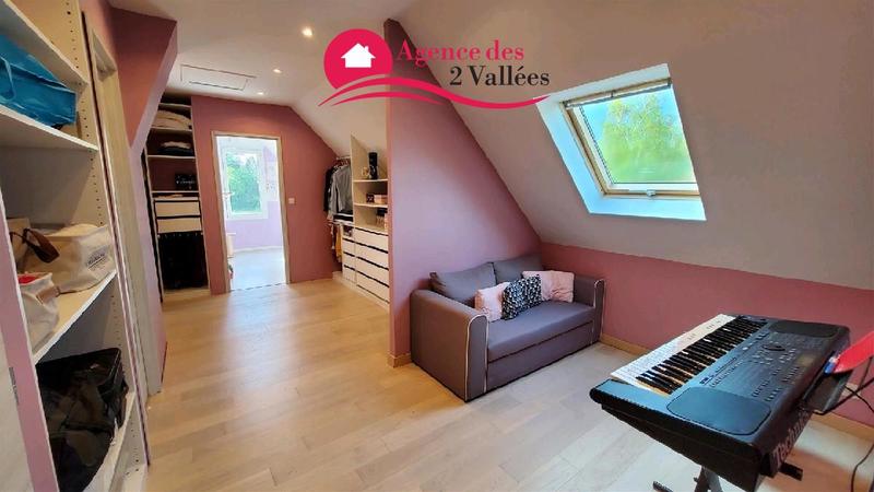 Maison - 178 m² - 9 pièces