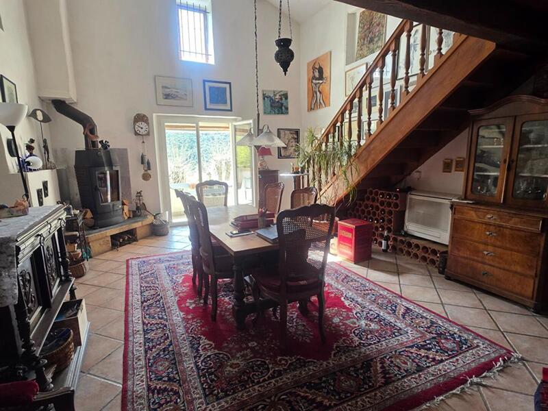 Mas - 141 m² - 6 pièces