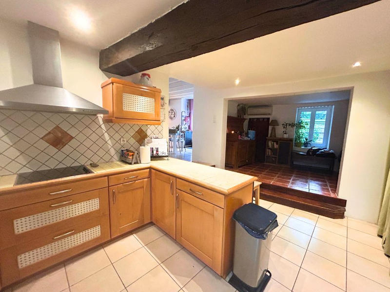 Maison - 185 m² - 6 pièces