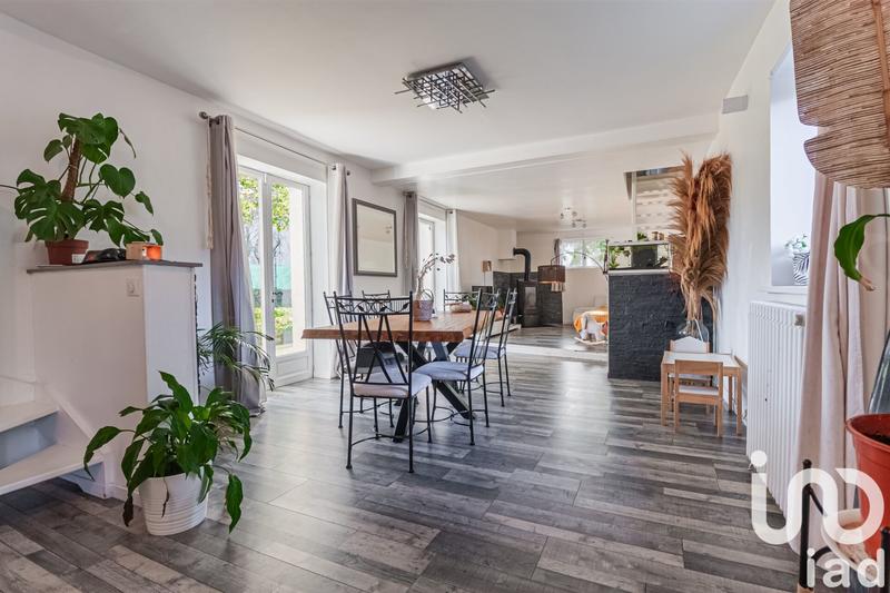 Maison - 167 m² - 6 pièces