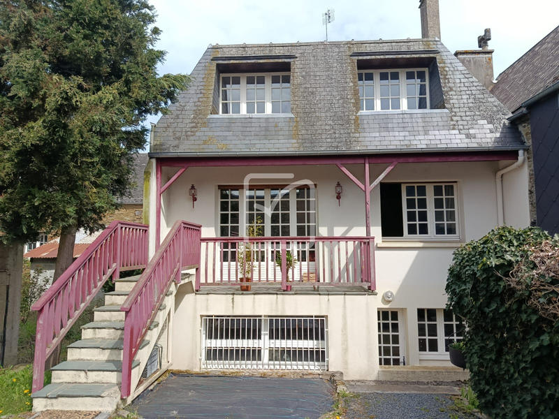 Maison - 189 m² - 7 pièces