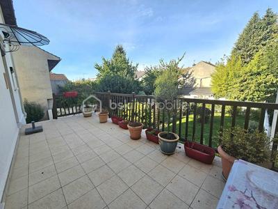 Pavillon - 100 m² - 5 pièces