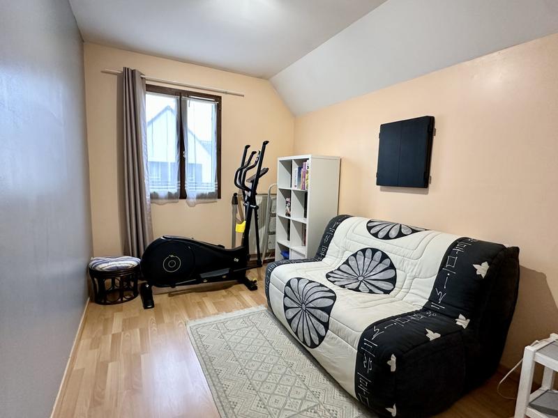 Maison traditionnelle - 111 m² - 5 pièces