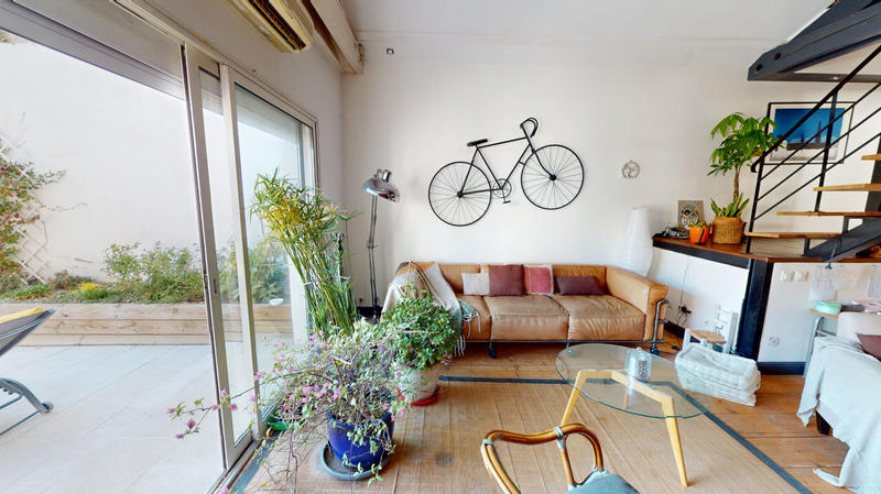 Maison - 200 m² - 6 pièces