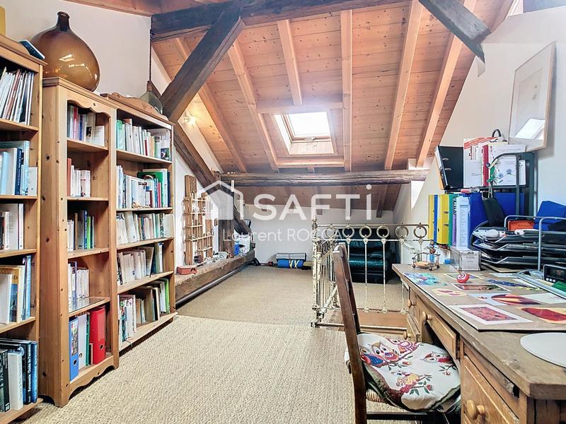 Maison - 140 m² - 5 pièces