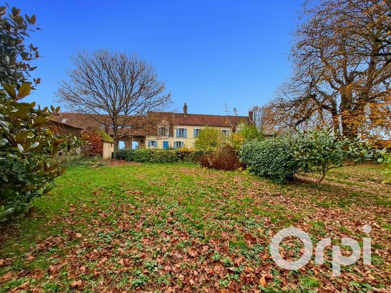 Propriété - 181 m² - 6 pièces