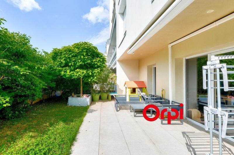 Appartement - 94 m² - 4 pièces