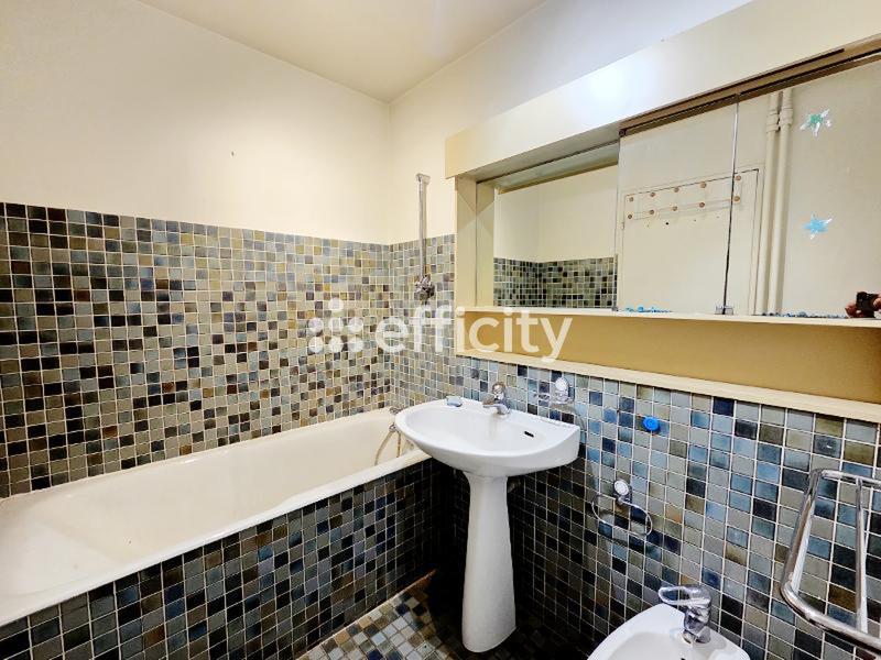 Appartement - 81 m² - 4 pièces