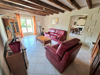 Maison - 263 m² - 9 pièces