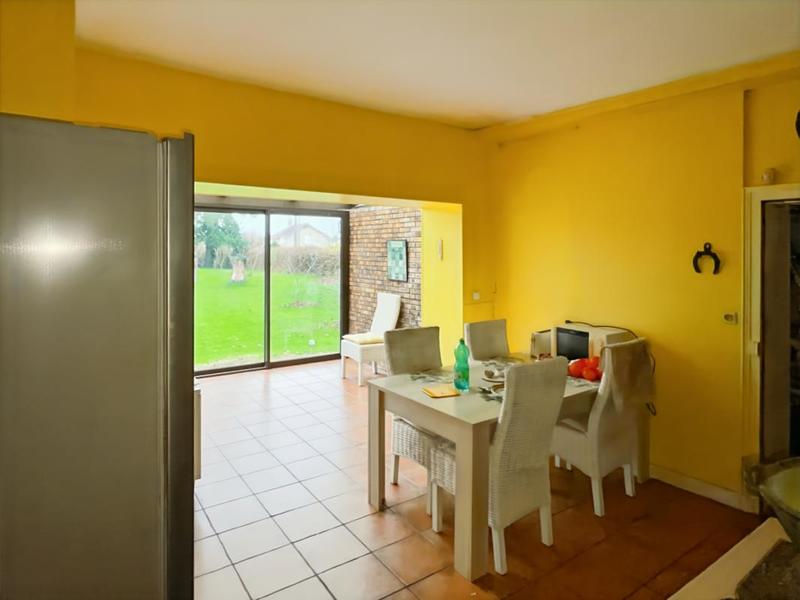 Maison - 252 m² - 10 pièces