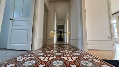 Appartement - 190 m² - 7 pièces