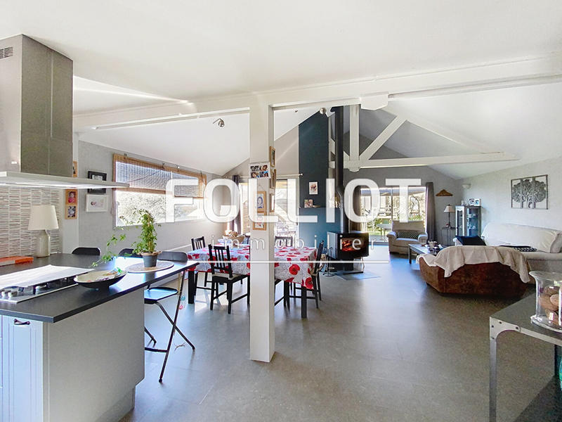 Maison - 141 m² - 5 pièces