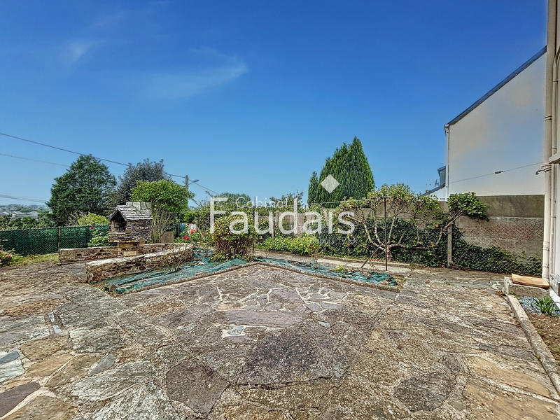 Maison - 111 m² - 6 pièces