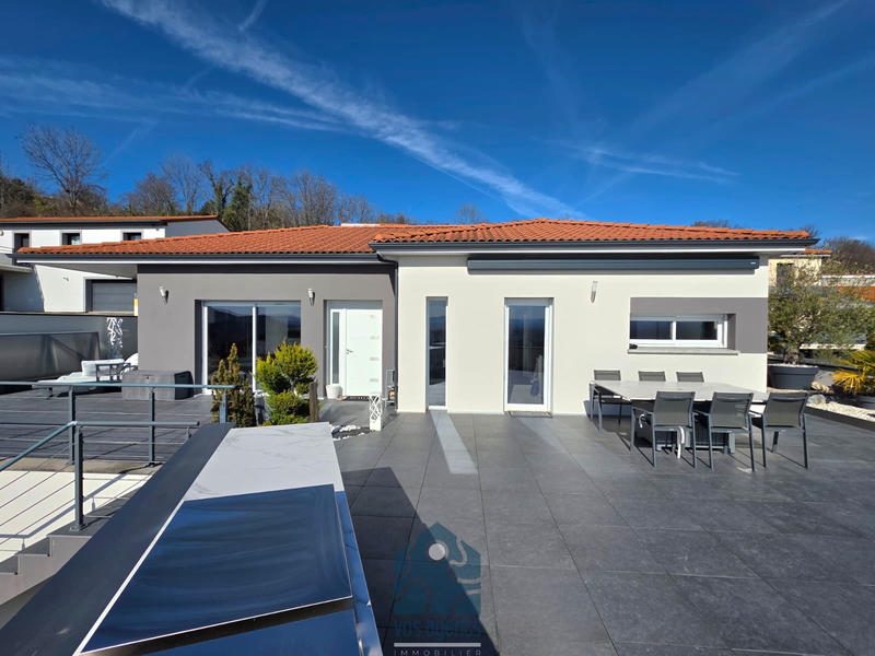 Villa - 130 m² - 5 pièces