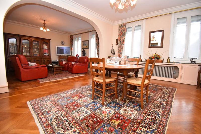 Maison de ville - 293 m² - 10 pièces