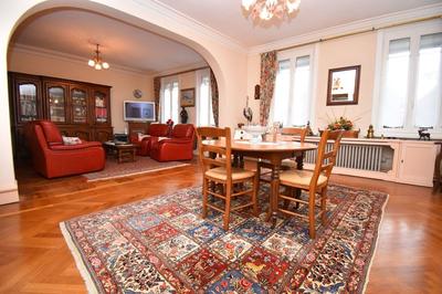 Maison de ville - 293 m² - 10 pièces